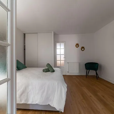 Le Celestin - 2 Avec Jardin En Centre Apartmán Vichy