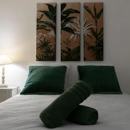 Le Celestin - 2 Avec Jardin En Centre *