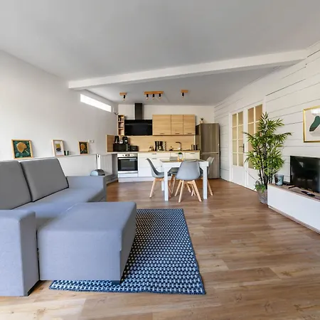 Le Celestin - 2 Avec Jardin En Centre