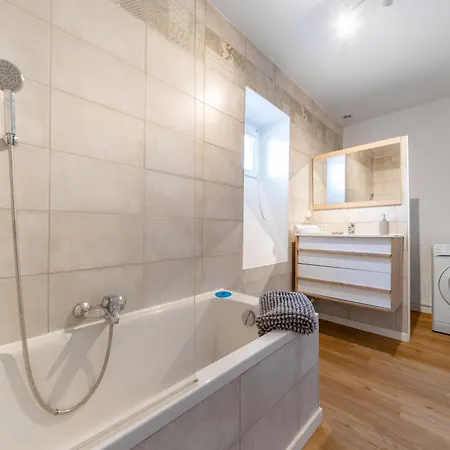 Le Celestin - 2 Avec Jardin En Centre