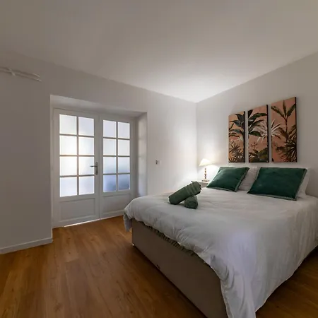 Le Celestin - 2 Avec Jardin En Centre Apartmán *