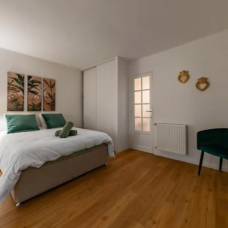 Appartamento Le Celestin - 2 Avec Jardin En Centre