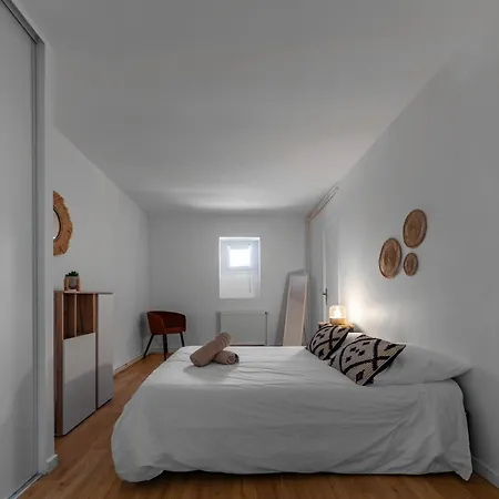 Le Celestin - 2 Avec Jardin En Centre *