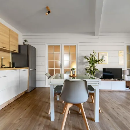 Le Celestin - 2 Avec Jardin En Centre *