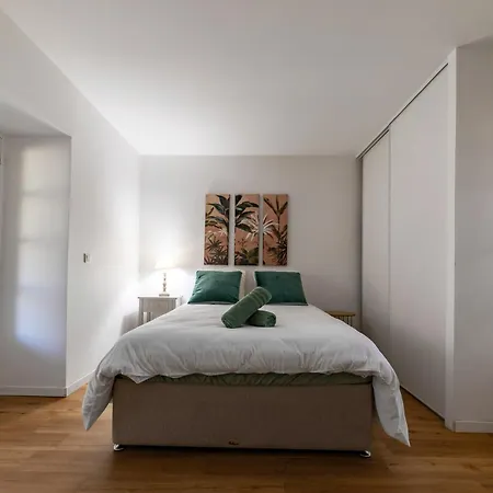 Le Celestin - 2 Avec Jardin En Centre