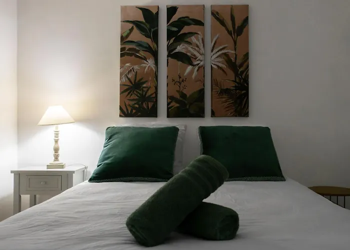 Le Celestin - 2 Avec Jardin En Centre *