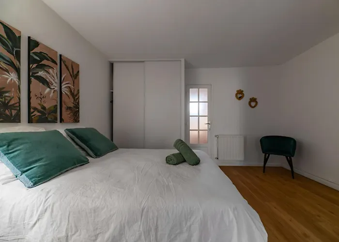 Le Celestin - 2 Avec Jardin En Centre Apartamento *