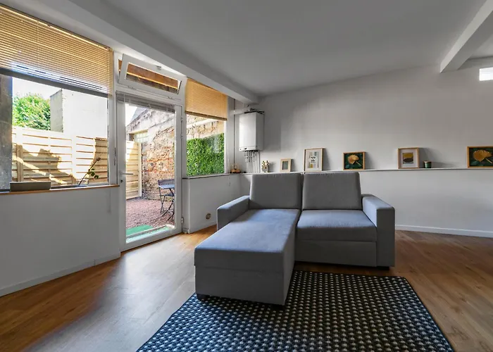 Le Celestin - 2 Avec Jardin En Centre 아파트