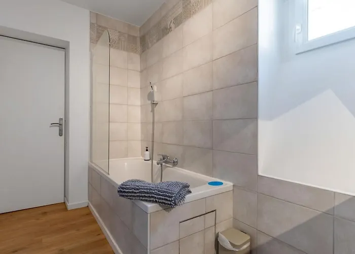 Le Celestin - 2 Avec Jardin En Centre Apartamento *