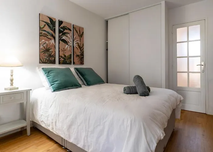 Le Celestin - 2 Avec Jardin En Centre 아파트